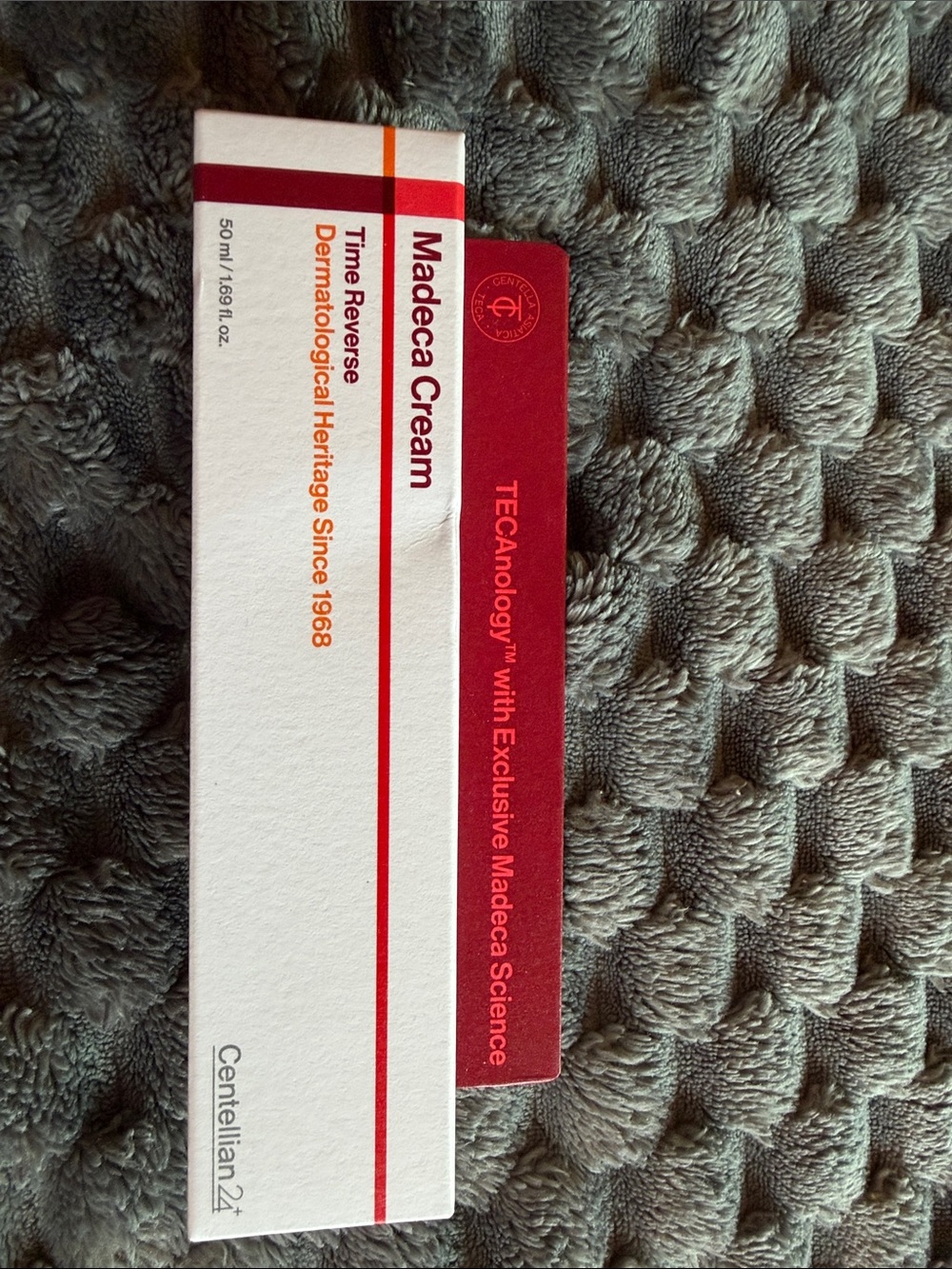 White & Red Soothing Skin Cream